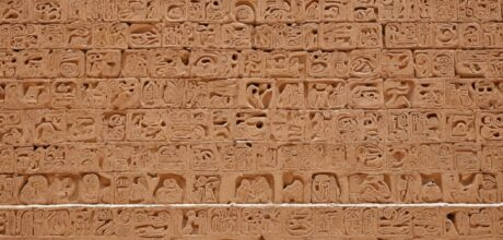 Descubriendo los misterios de los murales de Huaca de la Luna y sus significados